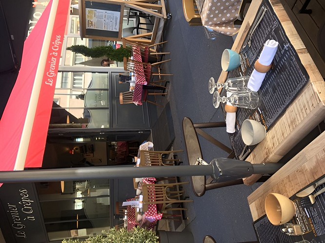 le-grenier-a-crepes-terrasse