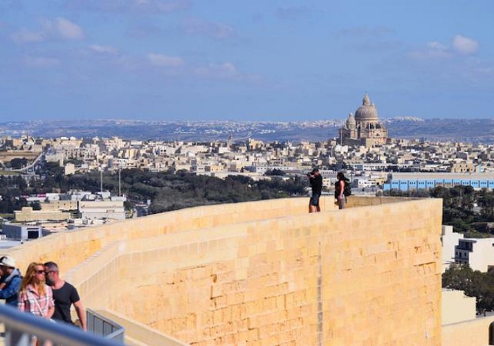 Croisière en catamaran vers les îles de Comino (Blue Lagoon) et de Gozo depuis Malte - En français