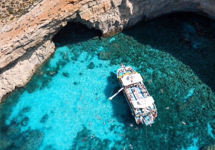 Croisière en catamaran vers les îles de Comino (Blue Lagoon) et de Gozo depuis Malte - En français
