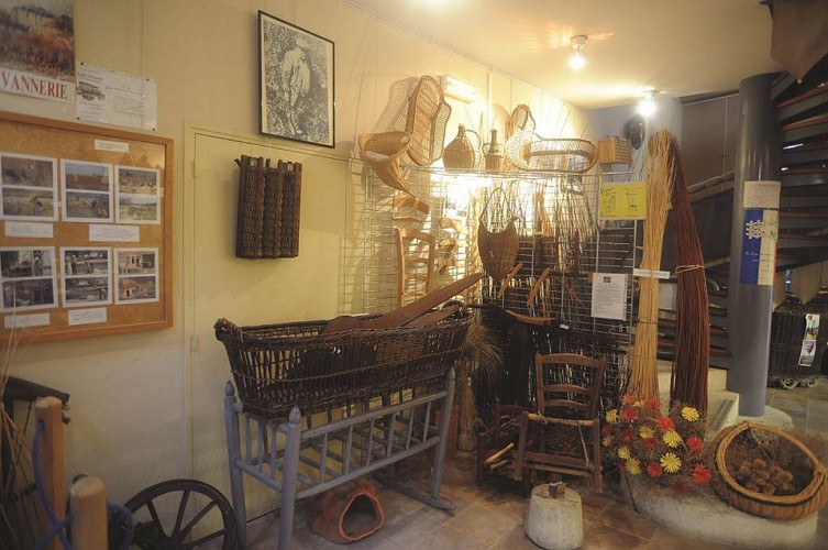 Musée de la Vannerie et de l'Artisanat