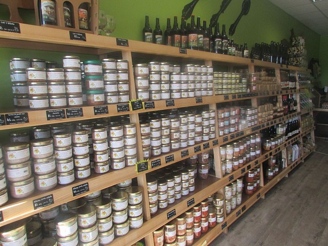 91022280_790674201459819_1793332138104324096_o