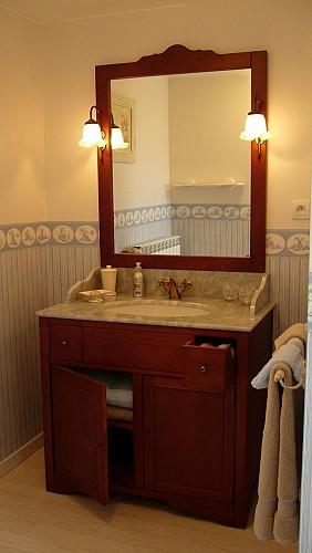 Logis de la Mélissière à Xaintray - Salle de douche Au Fil du Temps