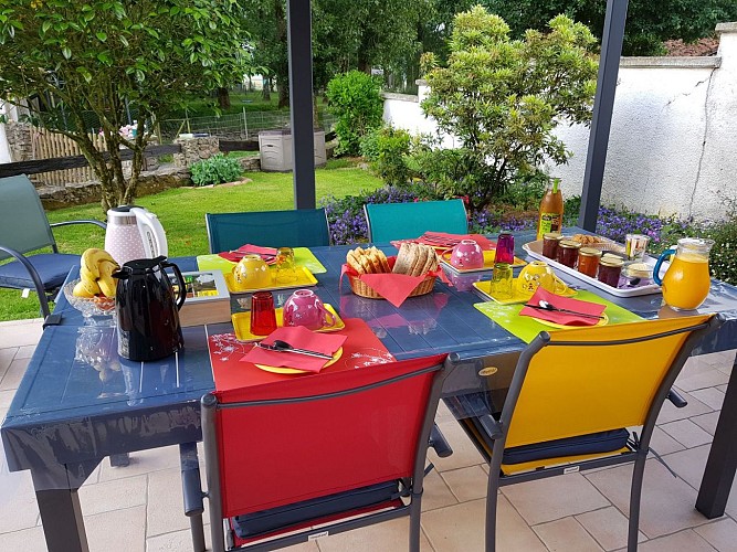 Petit déjeûner Terrasse