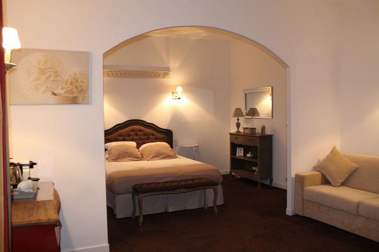 Chambres-d-hotes-Villa-des-Glycines-BARRAUD-Thouars-Thouarsais-Deux-Sevres-Nouvelle-Aquitaine--10--2