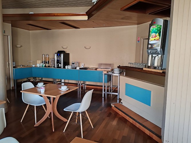 SALLE PETIT DEJEUNER