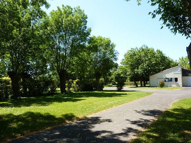 Camping "Le Gué de la Rivière"