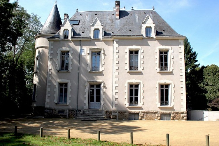 domaine-de-la-roche-2