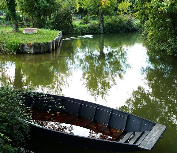 PORT-DU-NOYER--mairie-de-Frontenay-