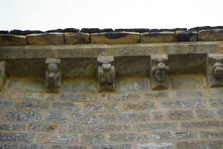 Eglise de Clussais-La-Pommeraie 