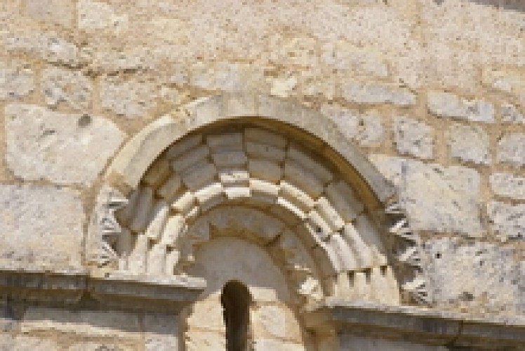 Eglise de Limalonges 