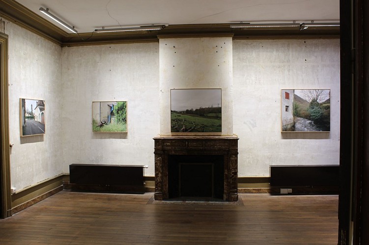 EXPOSITION-D-ANNE-LEROY-Je-ne-suis-pas-mort--la-famille-va-bien--Villa-Perochon--2018-