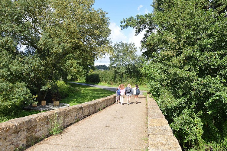 Pont de Preuil patrimoine culturel Val en vignes Thouarsais Deux Sevres