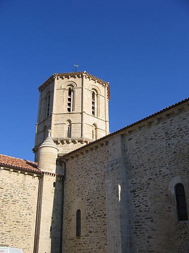 EgliseSaintPierre-FENIOUX-Jean-PierreBASTY