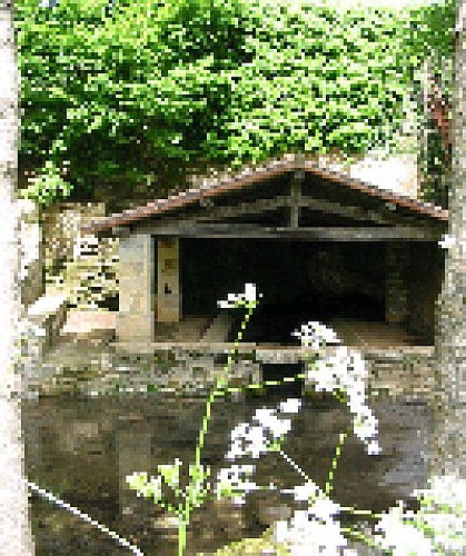 lavoir-la-roche-ST-CHRISTOPHE