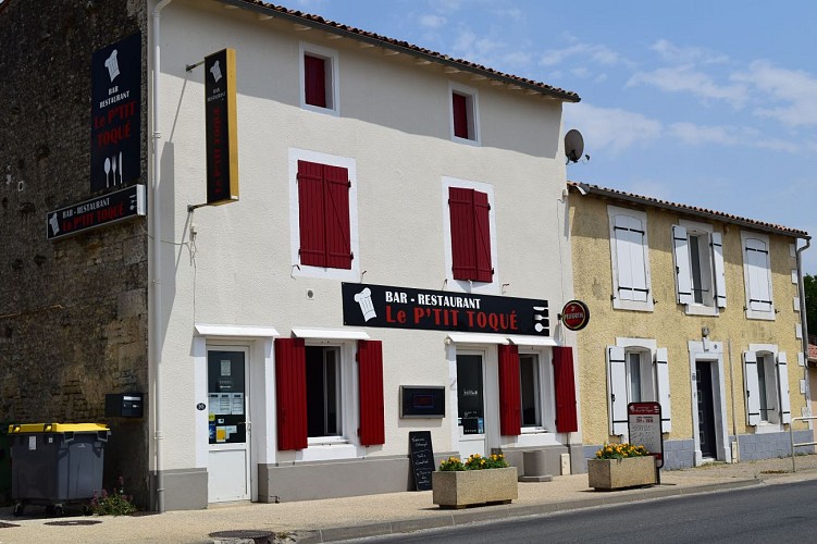 Restaurant le ptit toque Exireuil