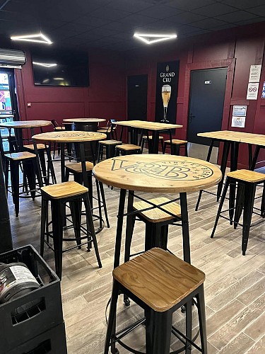 Bar V and B biere vins spiritueux Ste verge Thouars Thouarsais