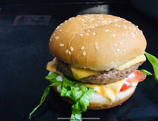 Screenshot_20251125_231524_Maps