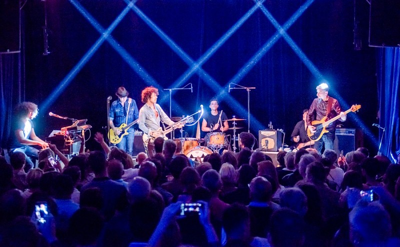 Concert de Yarol &amp; Black Minou