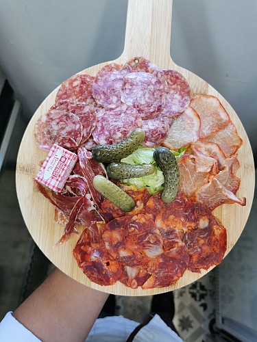 Bateau Bar Restaurant Sur les Quais