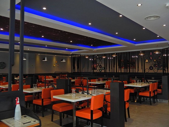 Restaurant Planète Délices - Lescar - la salle