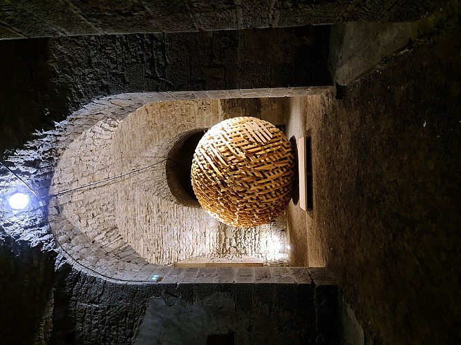 Sphère Abbaye de Corbigny VM 3