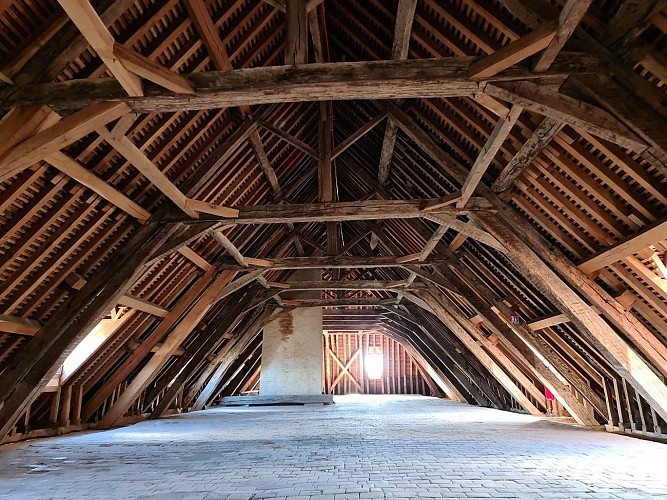 Charpente Abbaye de Corbigny