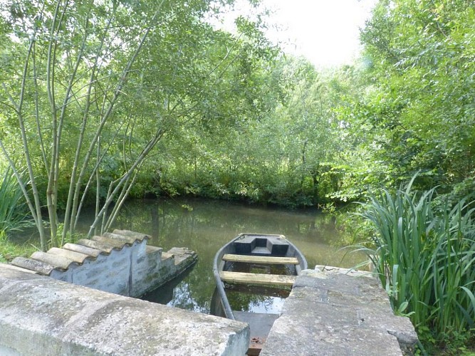 L'extérieur barque