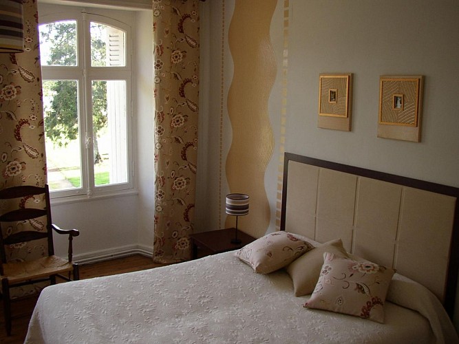 clesse-gite-de-letang-chambre.jpg_5