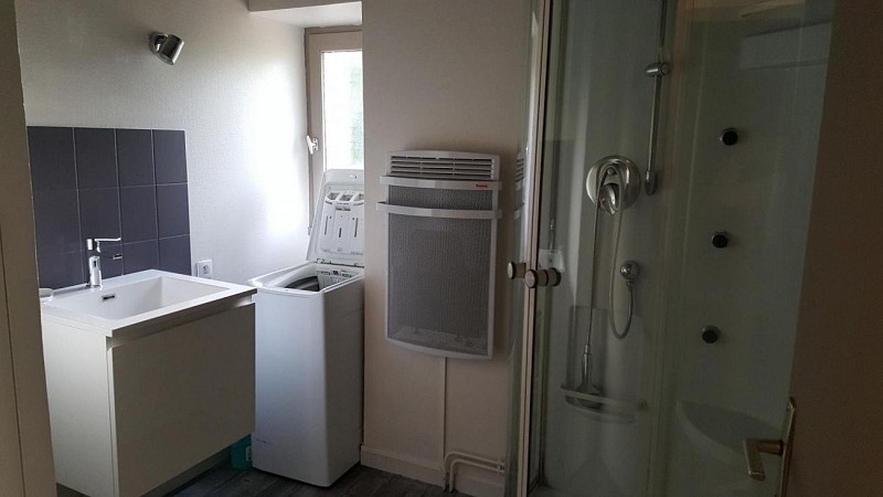 407009-7_203_0445fe66b83faefceafaa51bc3570729