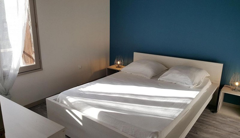 407009-5_203_e007895e16a6cf29f2fda8141cbf6769