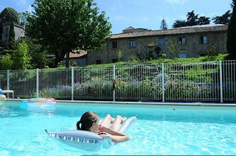 3 pommes-piscine-internet.jpg_1