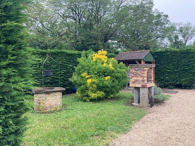 Meuble hebergement gite bleu mets Brunet Tourtenay Thouarsais Deux Sevres