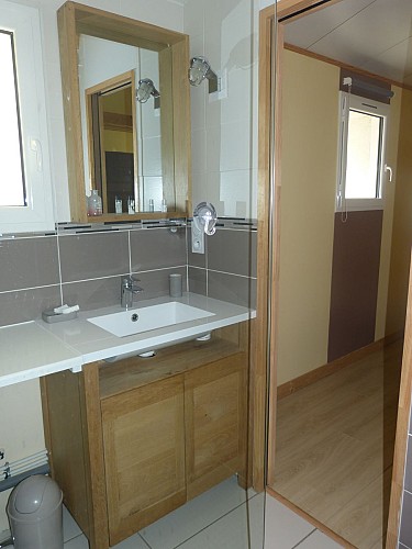 Le Toit d'en Bas (G 238)