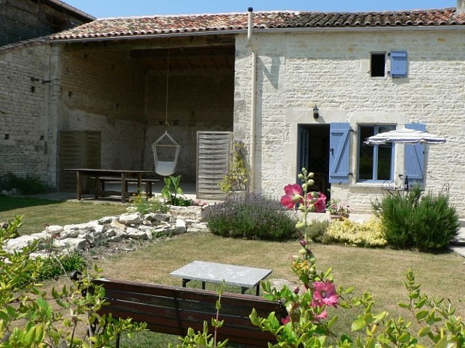 La petite maison - Crézières