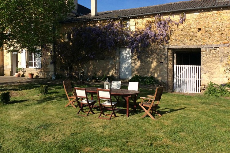 Jardin meublé Les amandiers Augeron Marnes Thouarsais 