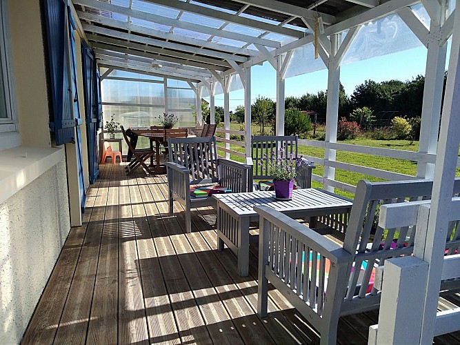 trayes-gite-mesange-bleue-Terrasse Couverte2.jpg_2