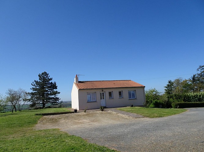 loublande-gite-de-pixies-facade