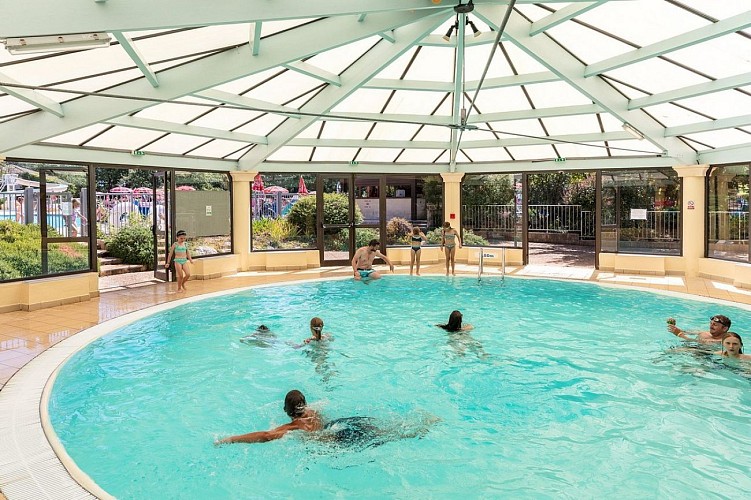 Camping Marvilla Parks - Saint Avit Loisirs piscine couverte