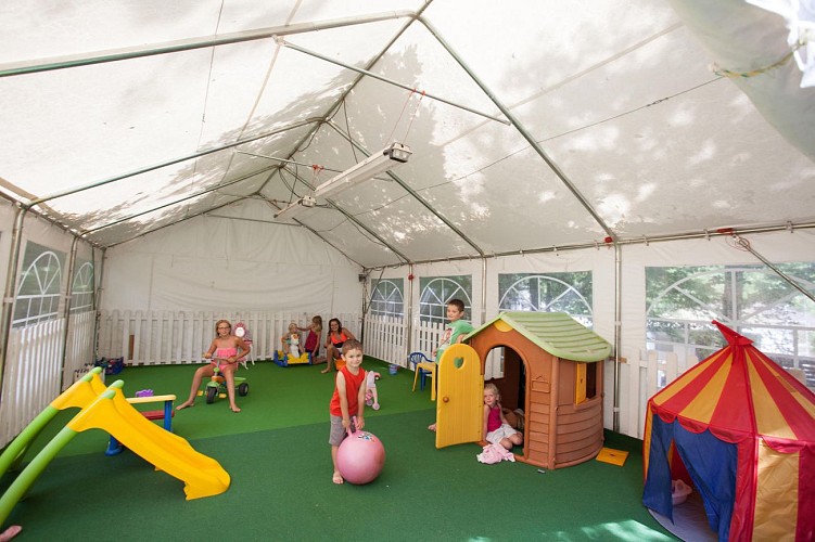 Espace-de--jeux---Les-Hauts-de-Calviac - 7