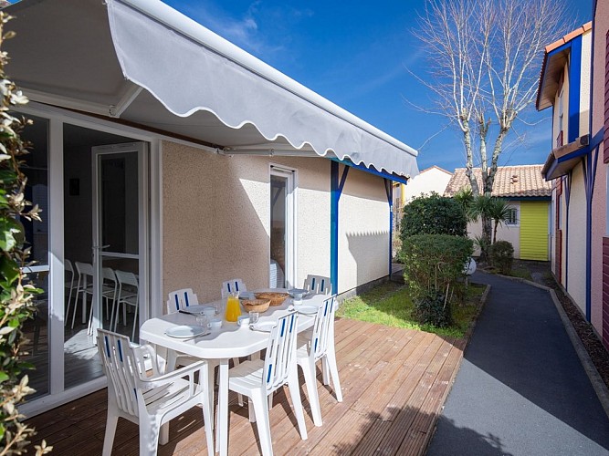 residence-les-villas-du-lac-soustons-villa-M4P8-terrasse_1