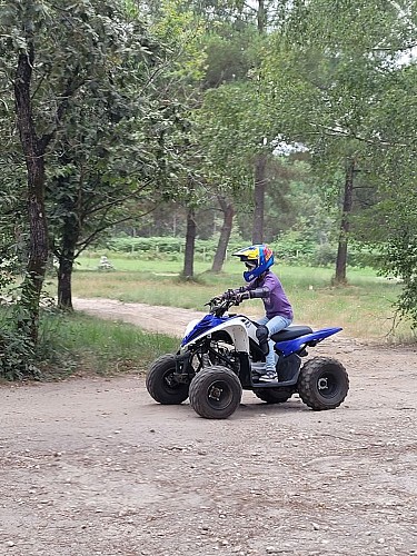 Centre de pilotage Moto Cross et Quad Ride-On