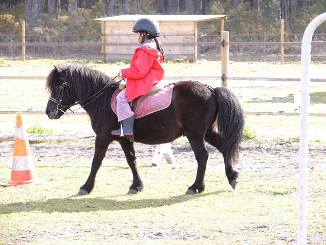 STJU_Poneyclubgrandlio_BD (8)