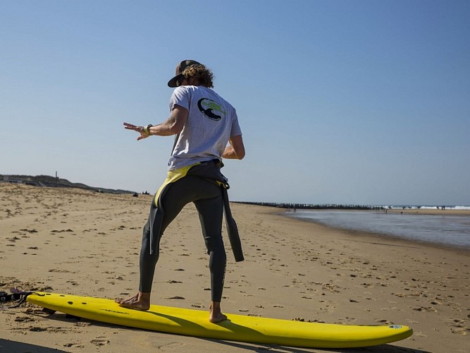 Ecole de Surf Kiwadu Surf School