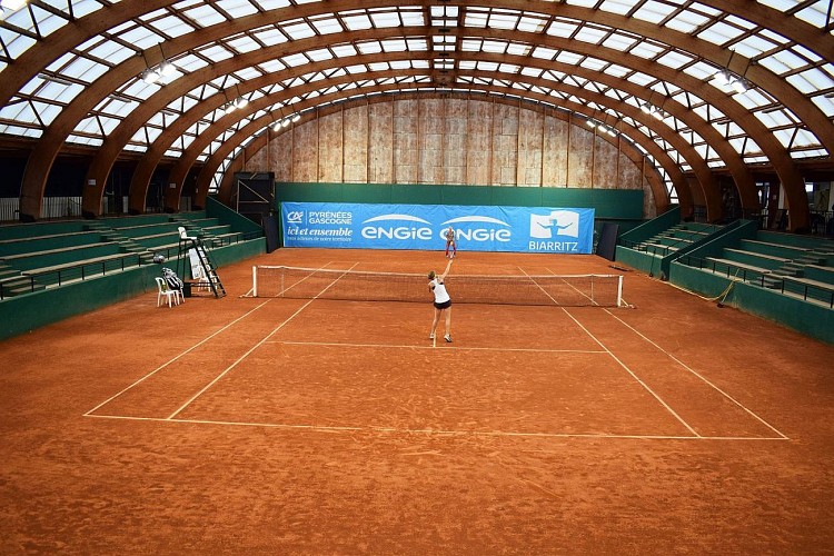 Biarritz Olympique Tennis Court couvert - central 4