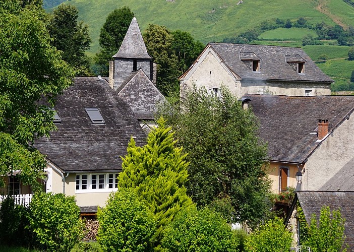 Village d'Orcun en vallée d'Aspe