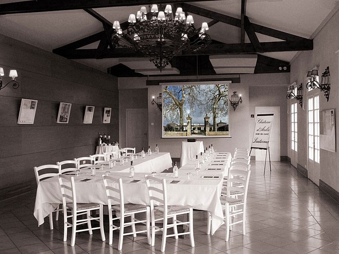 chateau-arche-salle-seminaires-1