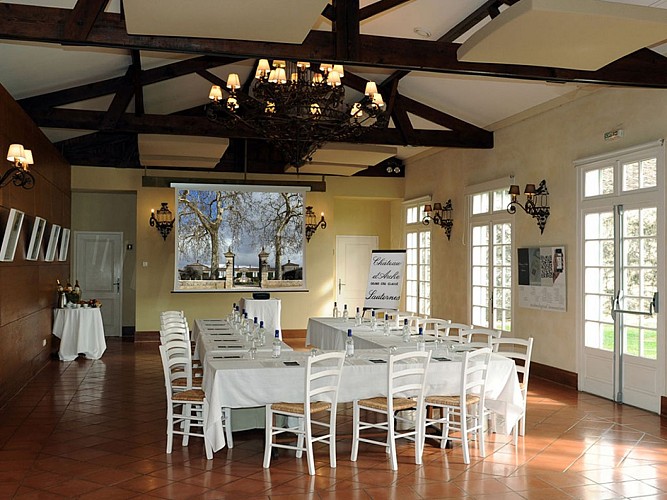 chateau-arche-salle-seminaires-2
