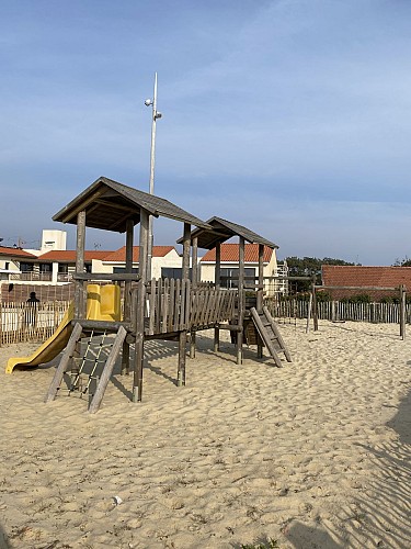 ©CLNT - CONTIS - Aire de Jeux (2)