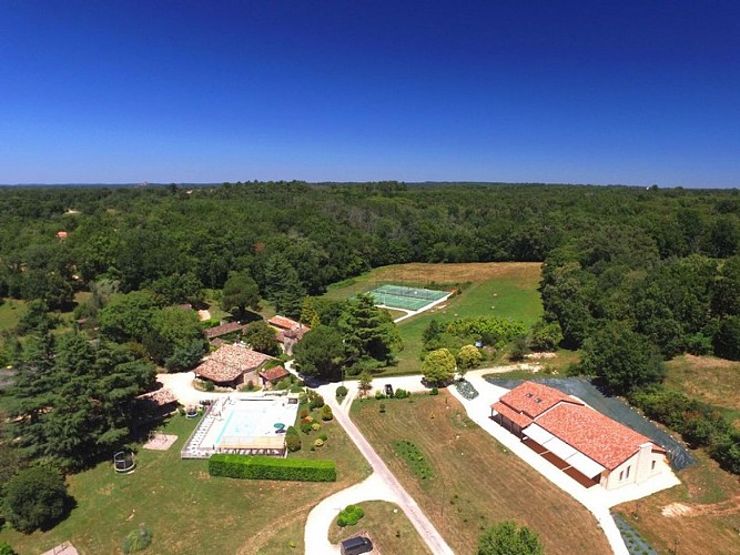  L_Domaine-Gavaudun_air_Perigord_Dordogne_05.jpg