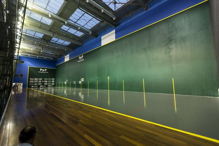 Pelote-Basque---Complexe-de-Pelote--Pau
